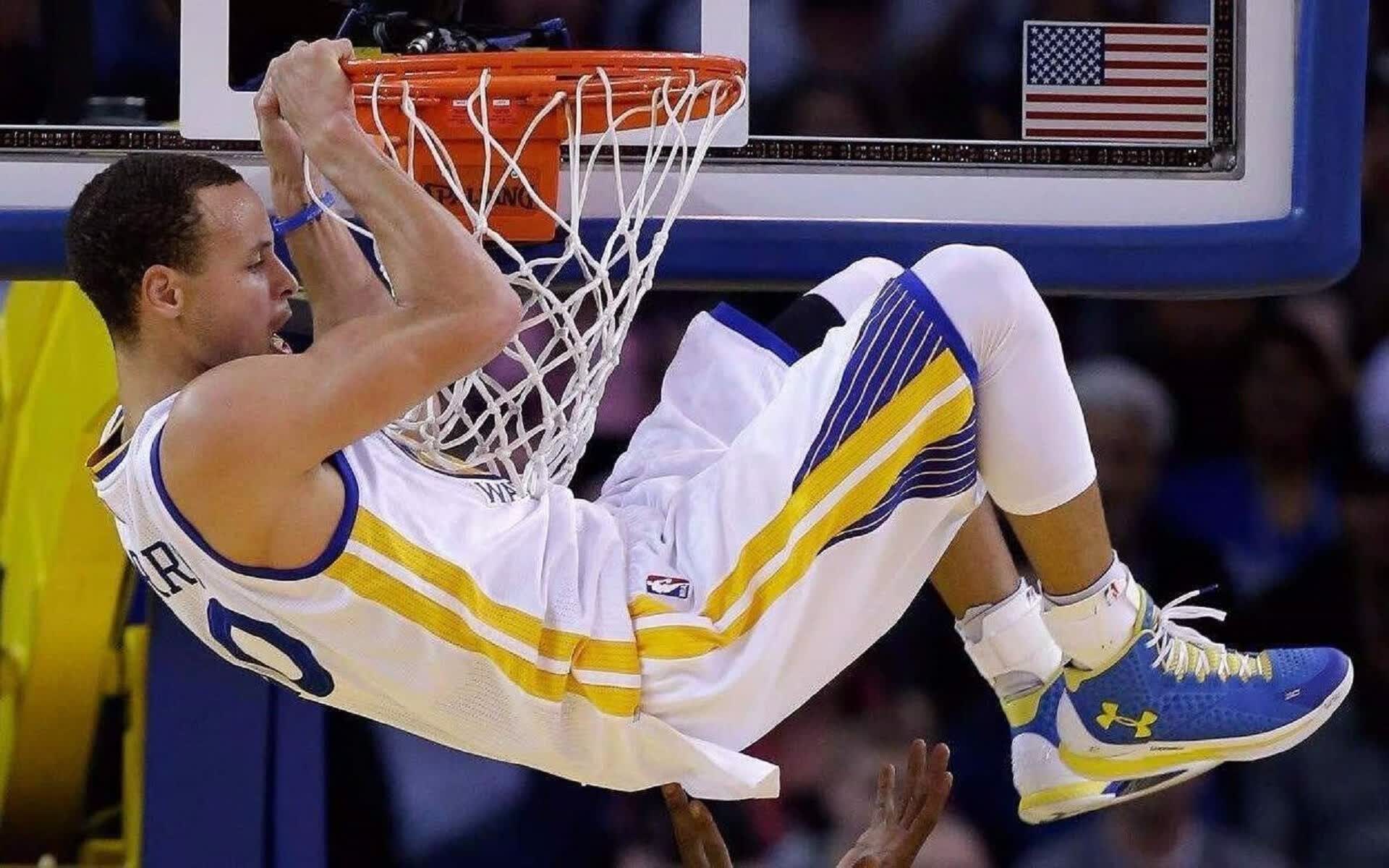 体育娱乐平台-战术奏效！贝林厄姆双翼齐飞压制利物浦整场无力还手，贝林厄姆双翼战术显神威，利物浦全场被动难破局